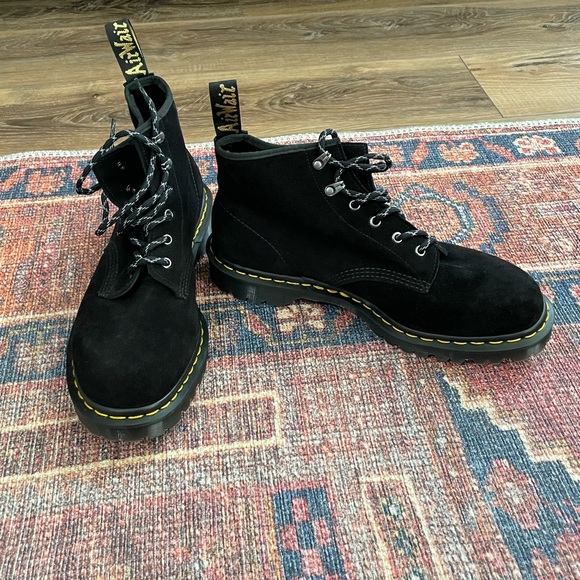 Dr Martens Suede Boots Mens size 11 - Picture 2 of 7
